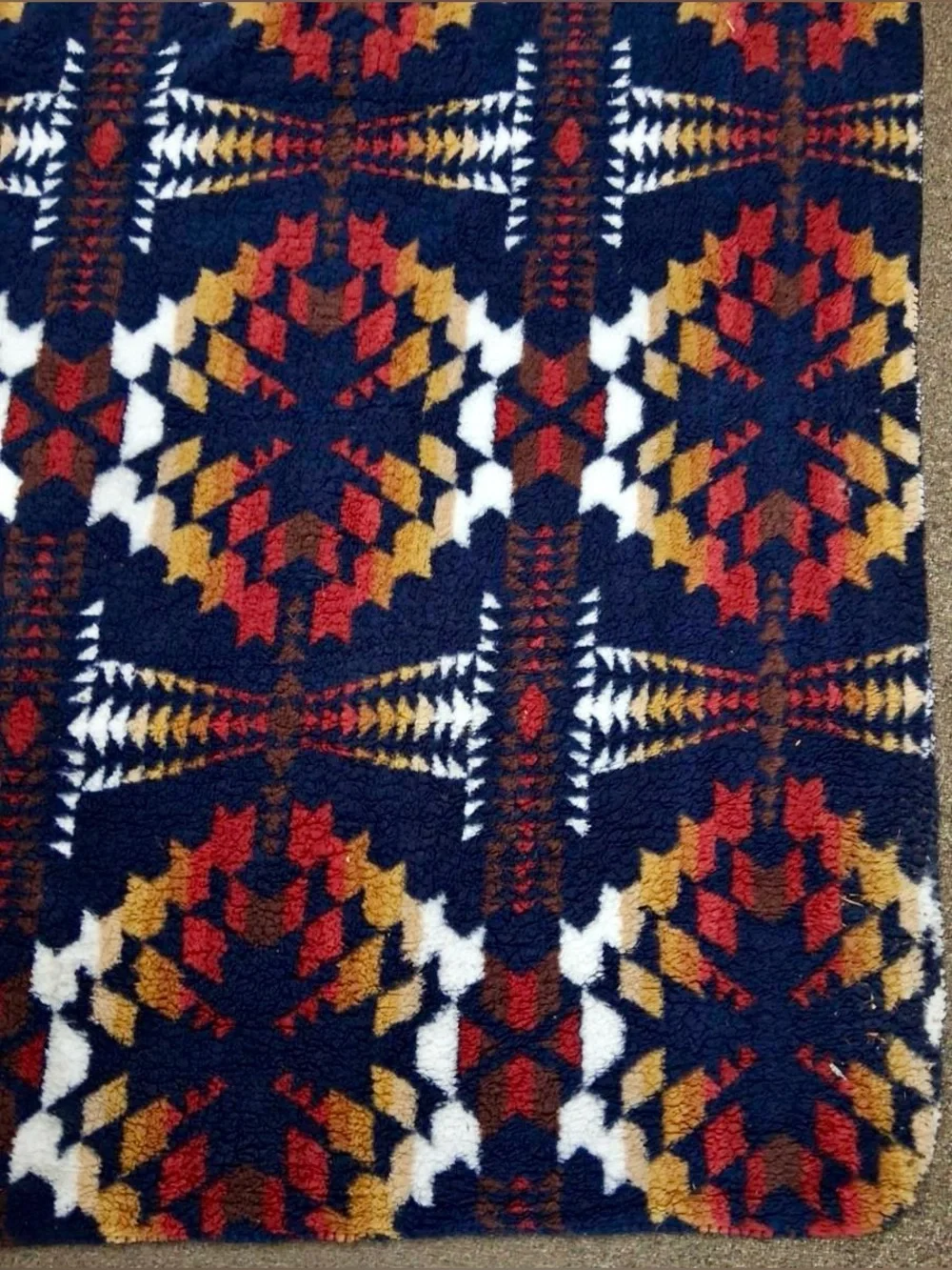 Pendleton King Size Legend Lake Sherpa Fleece Blanket Soft Cozy Plush Bedding